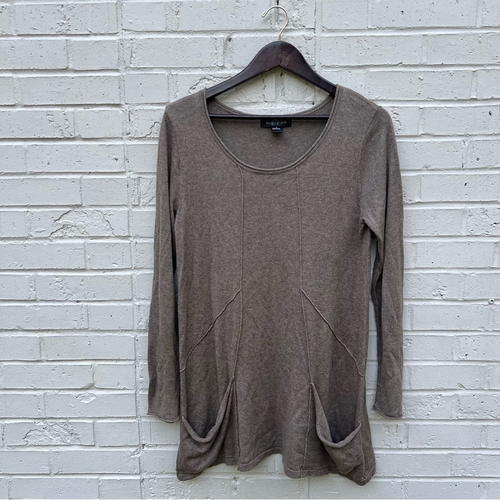 August silk sweater with pockets